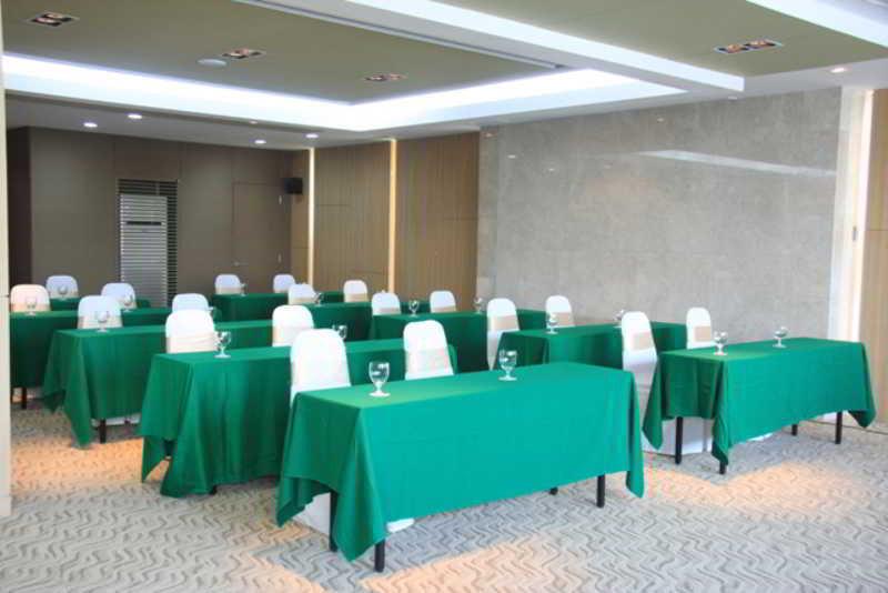 Young Dong Seoul Exterior photo
