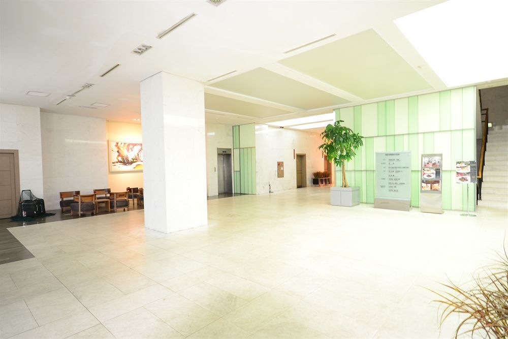 Young Dong Seoul Exterior photo
